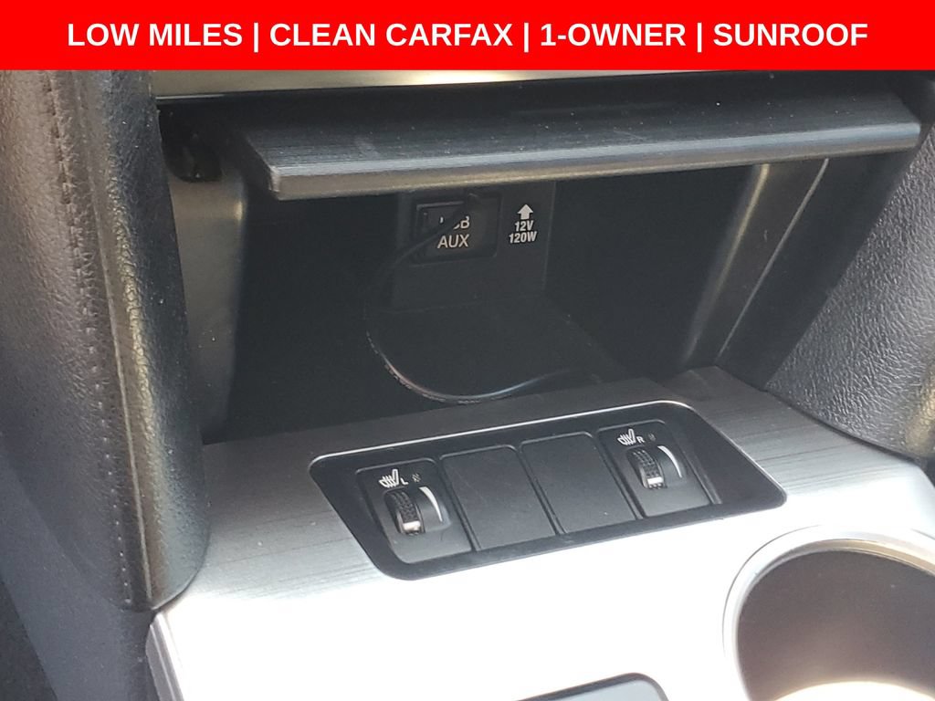 Used 2013 Toyota Camry SE w/ Leather Pkg FWD image 29