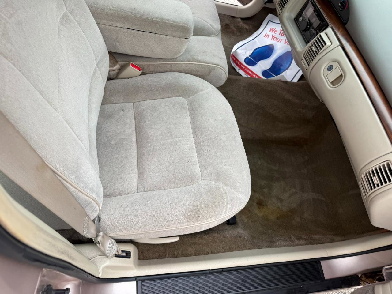 Used 1999 Oldsmobile 88 image 19