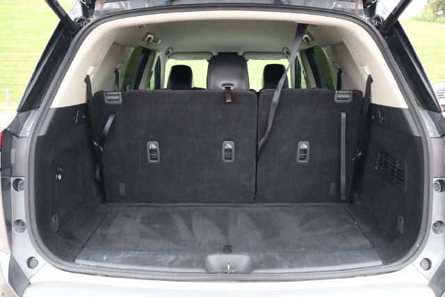 Used 2024 Nissan Pathfinder SL AWD/4WD image 29
