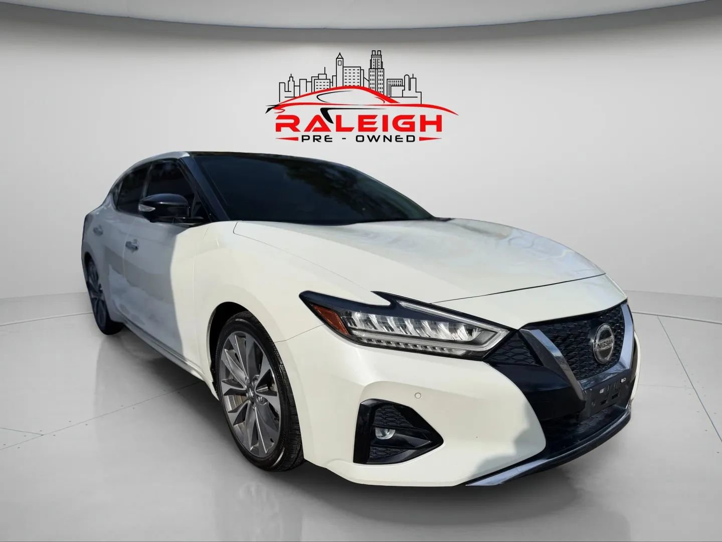 Used 2022 Nissan Maxima Platinum w/ Sport Mat Group image 4