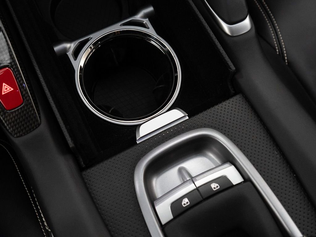 Used 2017 Ferrari GTC4Lusso image 30