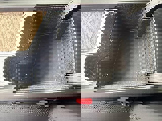 Used 2026 Volvo XC60 B5 Plus w/ Protection Package Premier image 33