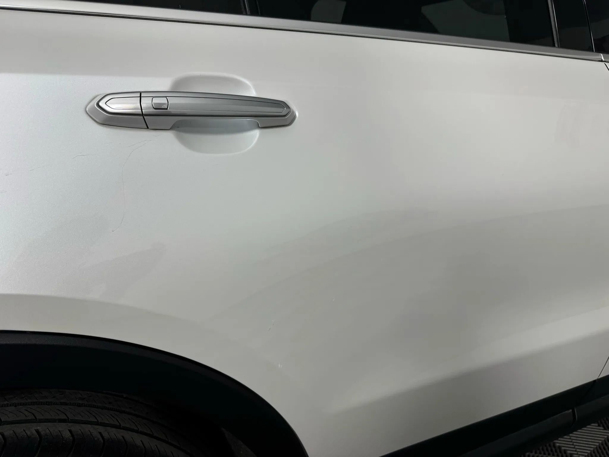 Used 2019 Cadillac XT4 Luxury w/ Cold Weather Package image 31