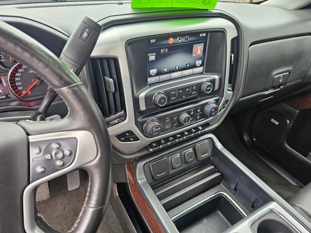Used 2015 GMC Sierra 2500 SLT w/ Duramax Plus Package AWD/4WD image 22