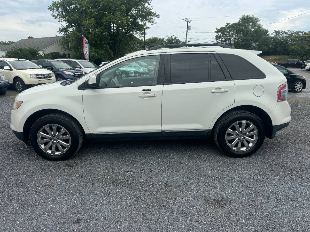 Used 2010 Ford Edge SEL AWD/4WD image 8