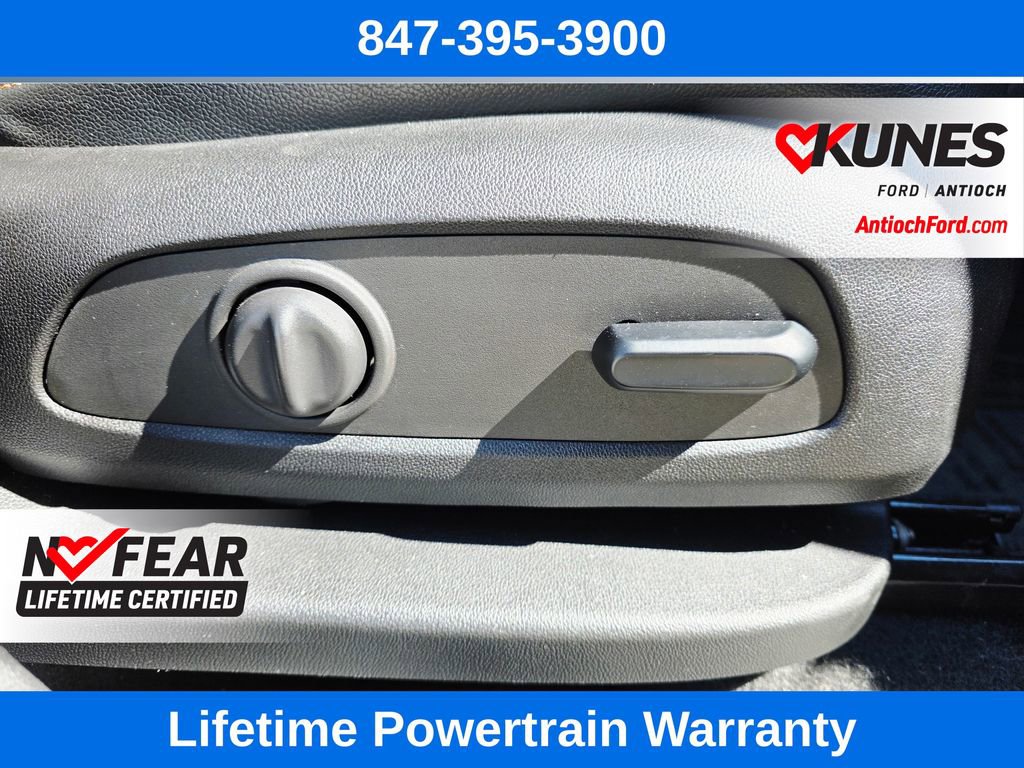 Used 2023 GMC Terrain AT4 image 34