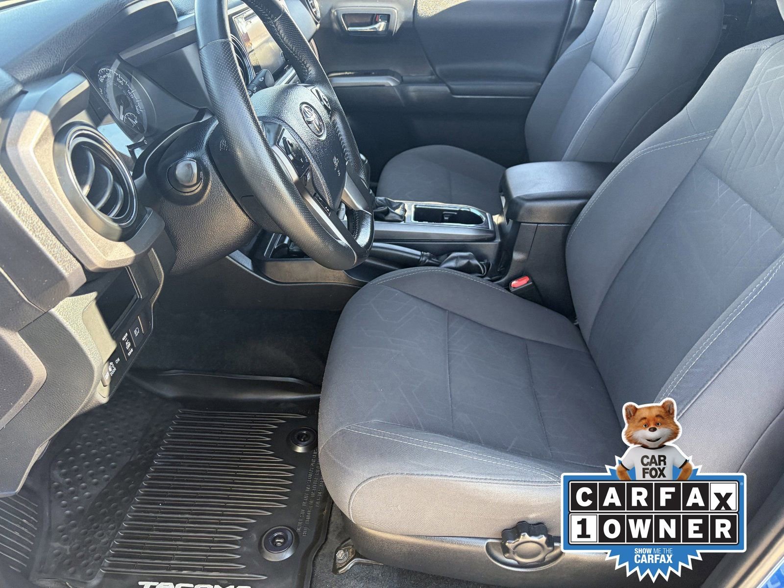 Used 2018 Toyota Tacoma TRD Off-Road w/ Technology Package AWD/4WD image 20