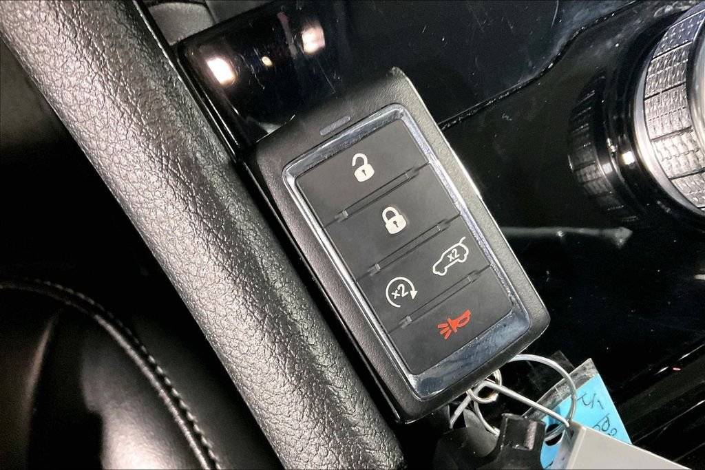 Used 2023 Jeep Grand Cherokee Limited RWD image 12