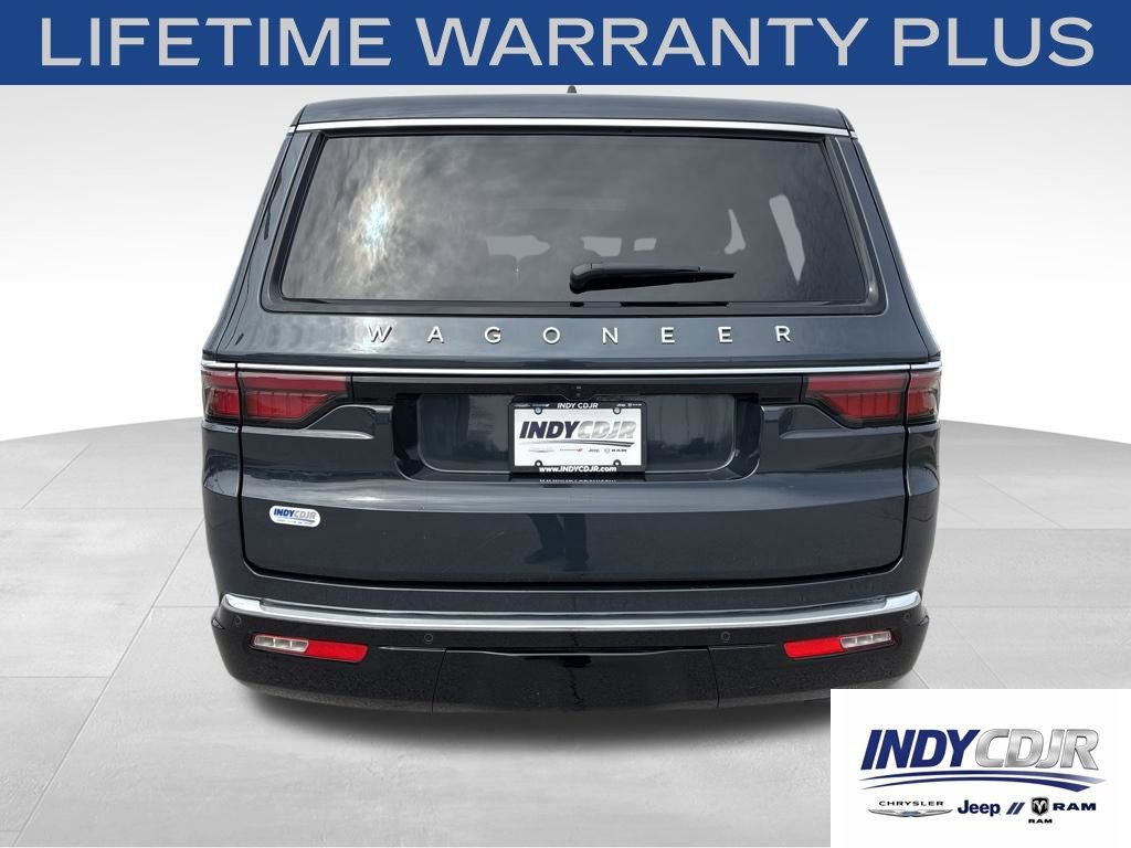 Used 2024 Jeep Wagoneer 4WD w/ Premium Group I image 5
