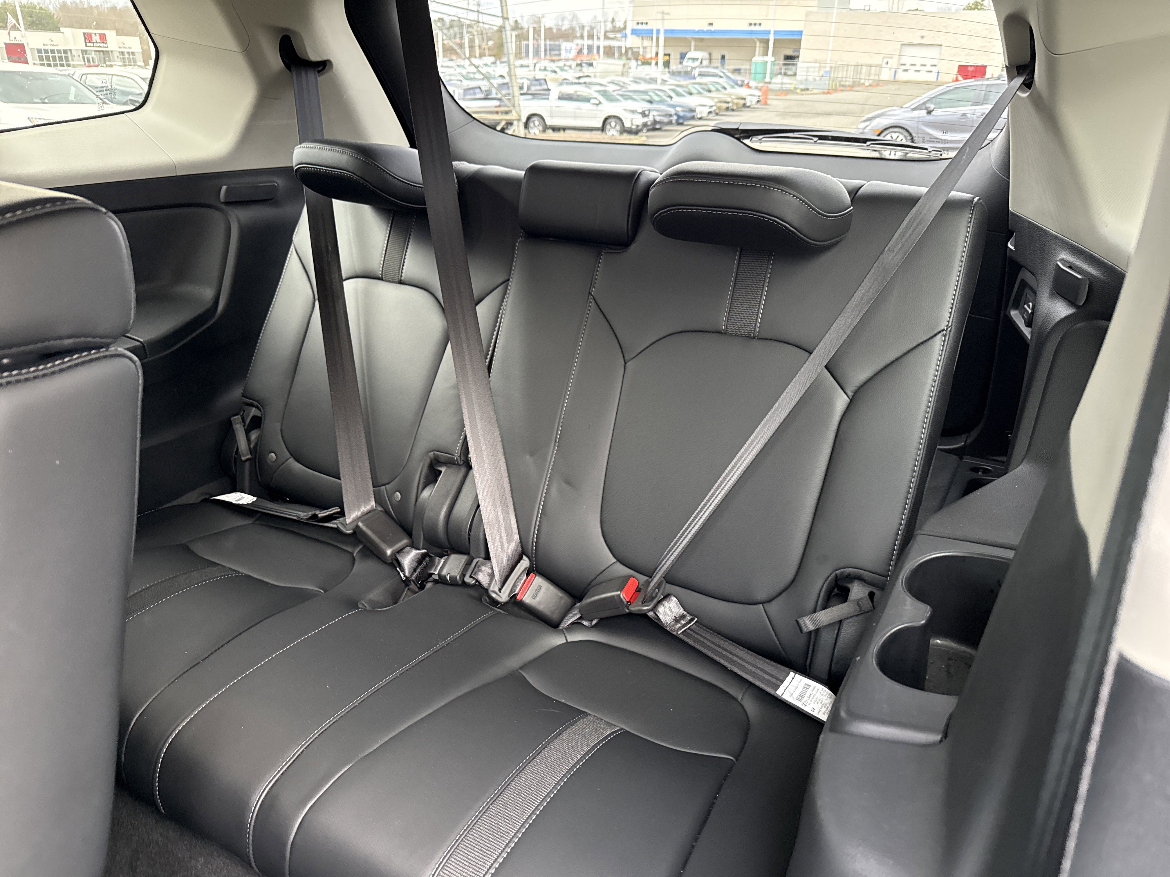 Used 2025 Honda Pilot EX-L image 31