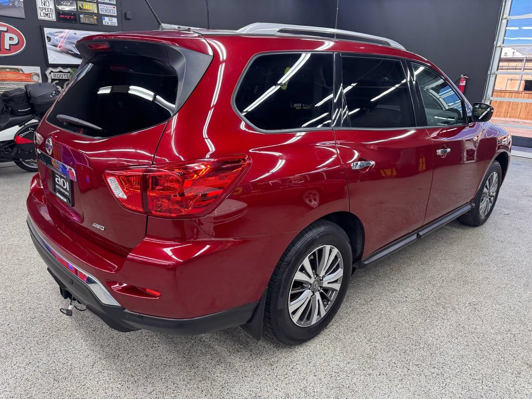 Used 2018 Nissan Pathfinder S AWD/4WD image 5