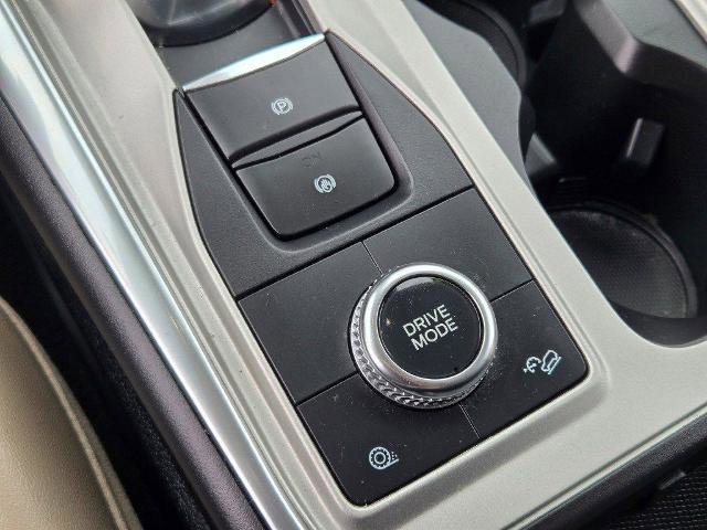 Certified 2023 Ford Explorer XLT w/ Equipment Group 202A AWD/4WD image 33