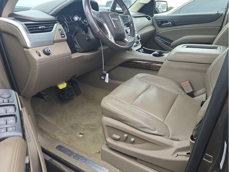 Used 2016 GMC Yukon SLT w/ Open Road Package RWD image 10
