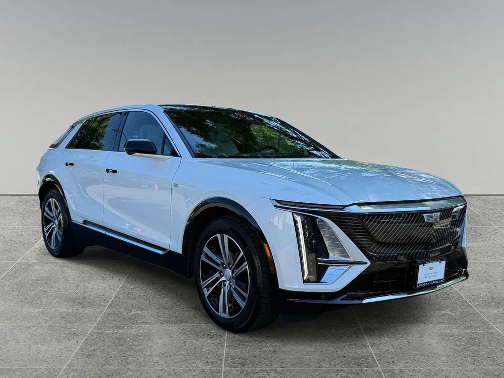 Used 2024 Cadillac Lyriq Luxury RWD image 9
