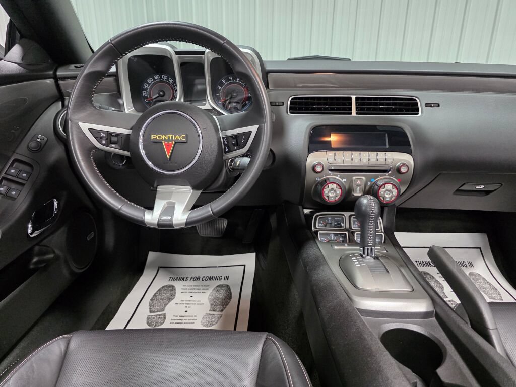 Used 2011 Chevrolet Camaro SS w/ RS Package RWD image 16