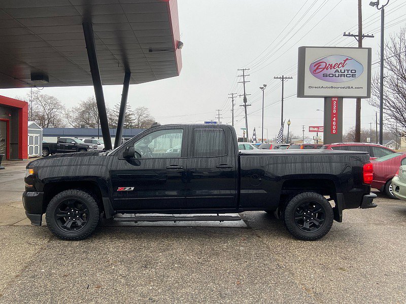Used 2018 Chevrolet Silverado 1500 LT w/ Midnight Edition image 1