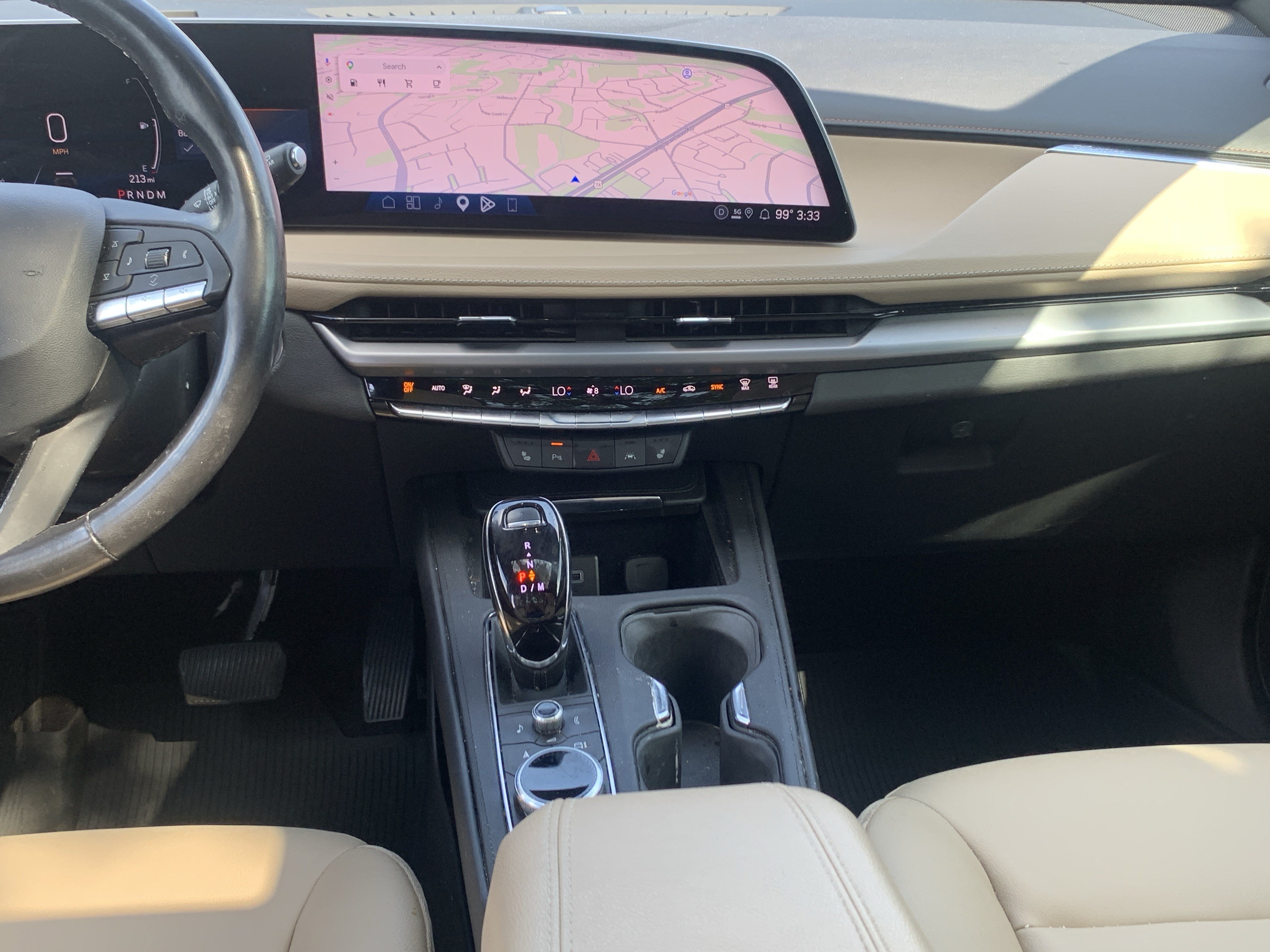 Used 2024 Cadillac XT4 Luxury w/ Cold Weather Package FWD image 31