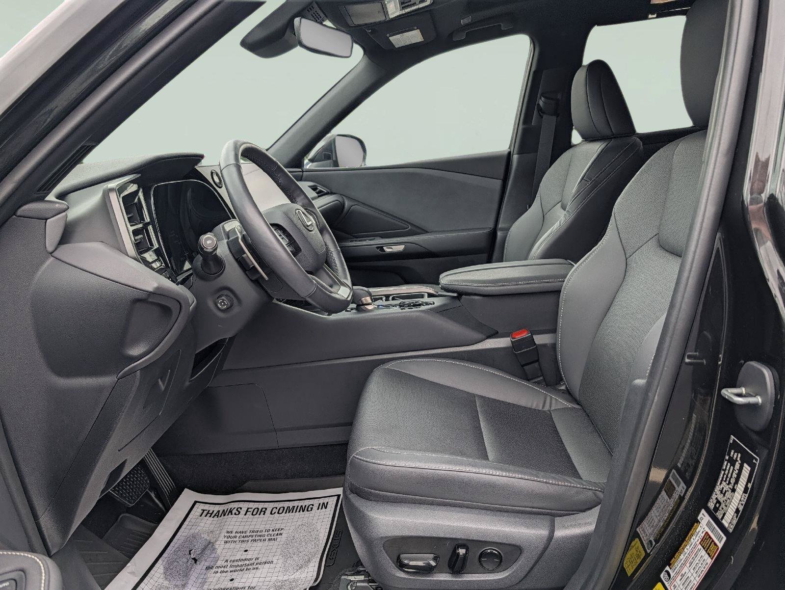 Certified 2024 Lexus TX 350 AWD w/ Captains Chair Package image 9