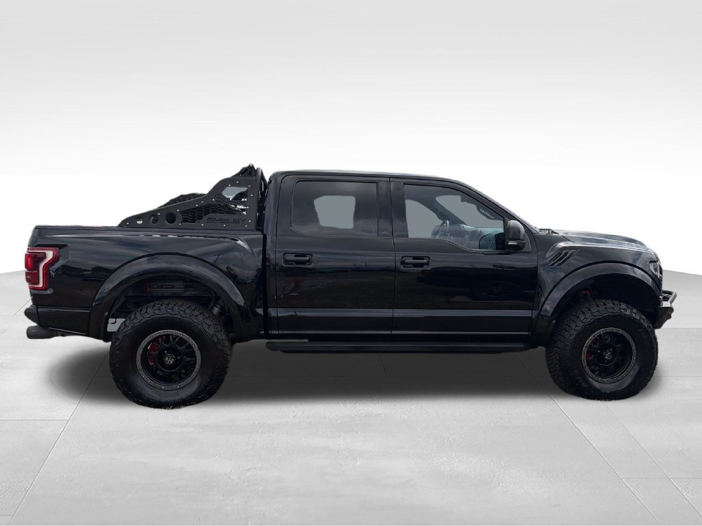 Used 2017 Ford F150 Raptor w/ Equipment Group 802A Luxury AWD/4WD image 6