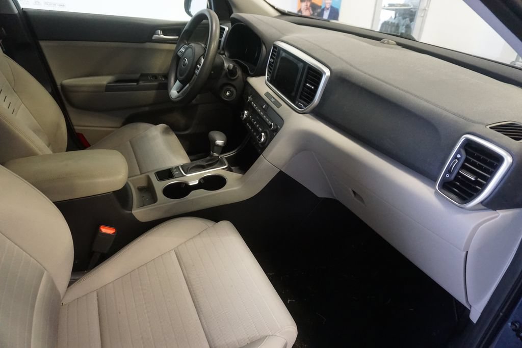 Used 2020 Kia Sportage LX w/ LX Popular Package AWD/4WD image 20