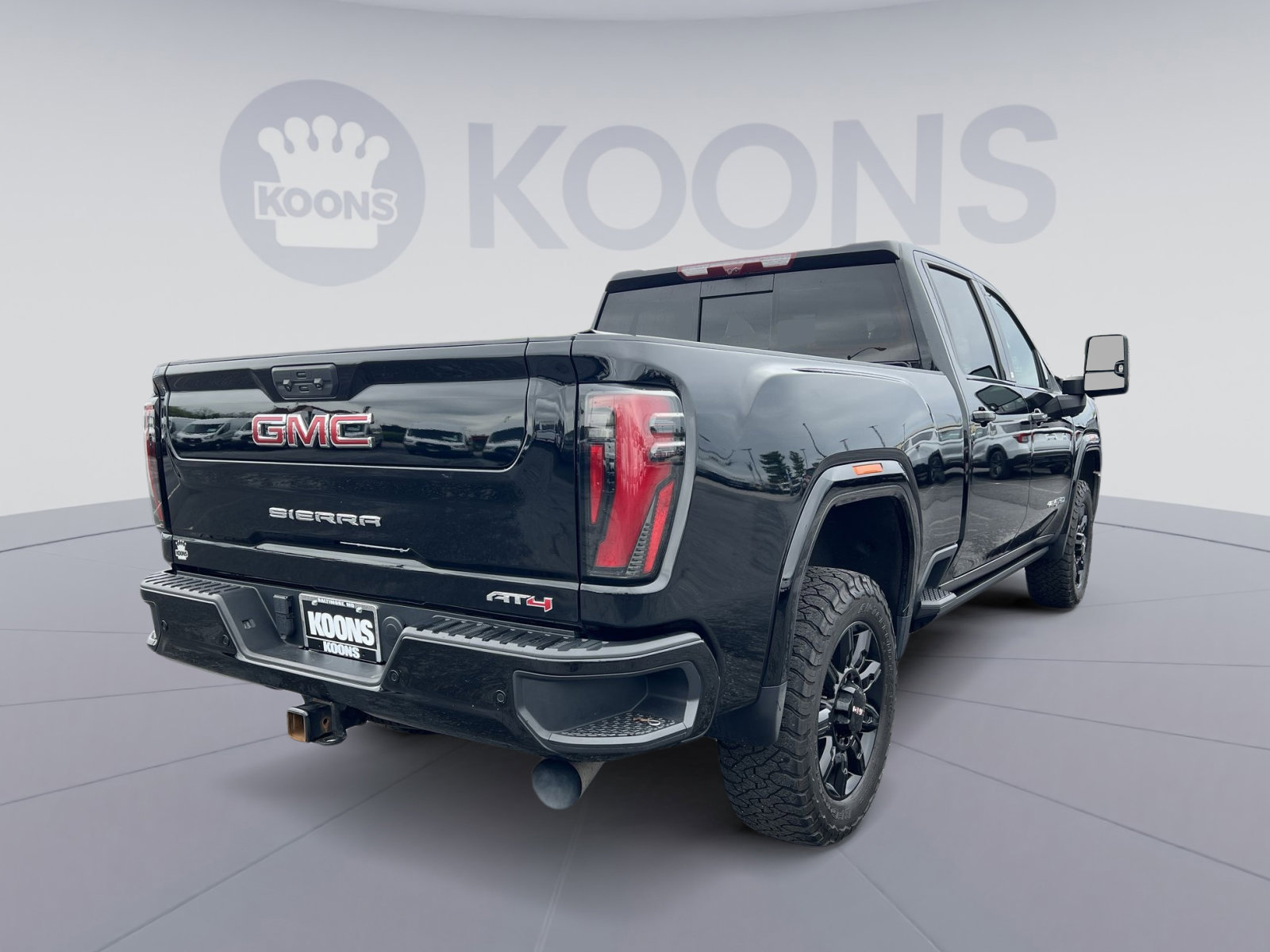 Used 2024 GMC Sierra 2500 AT4 w/ AT4 Premium Plus Package AWD/4WD image 16