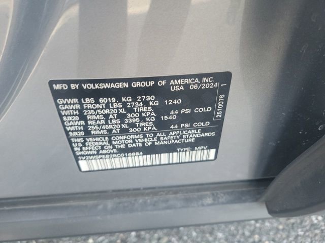 Used 2024 Volkswagen ID.4 Pro S image 17