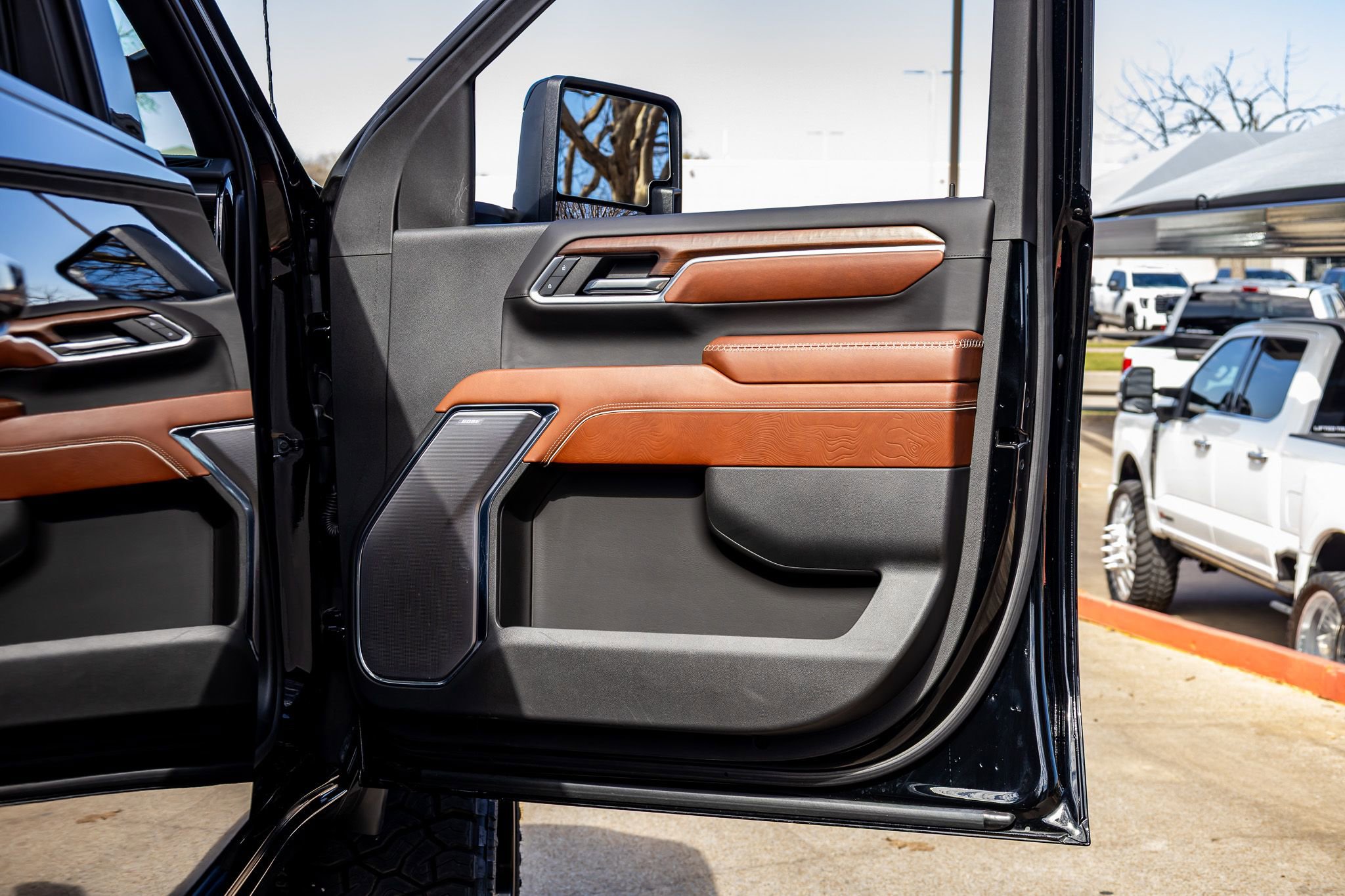 Used 2024 GMC Sierra 2500 Denali Ultimate w/ Max Trailering Package image 37