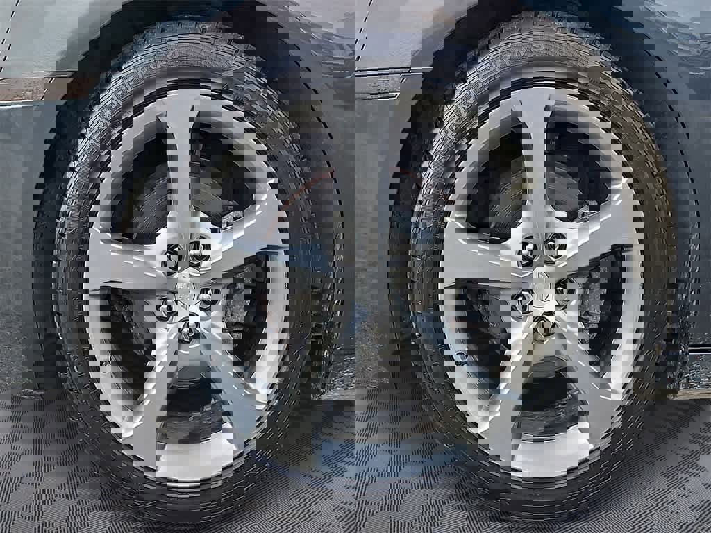 Used 2013 Chevrolet Camaro LT w/ RS Package image 7