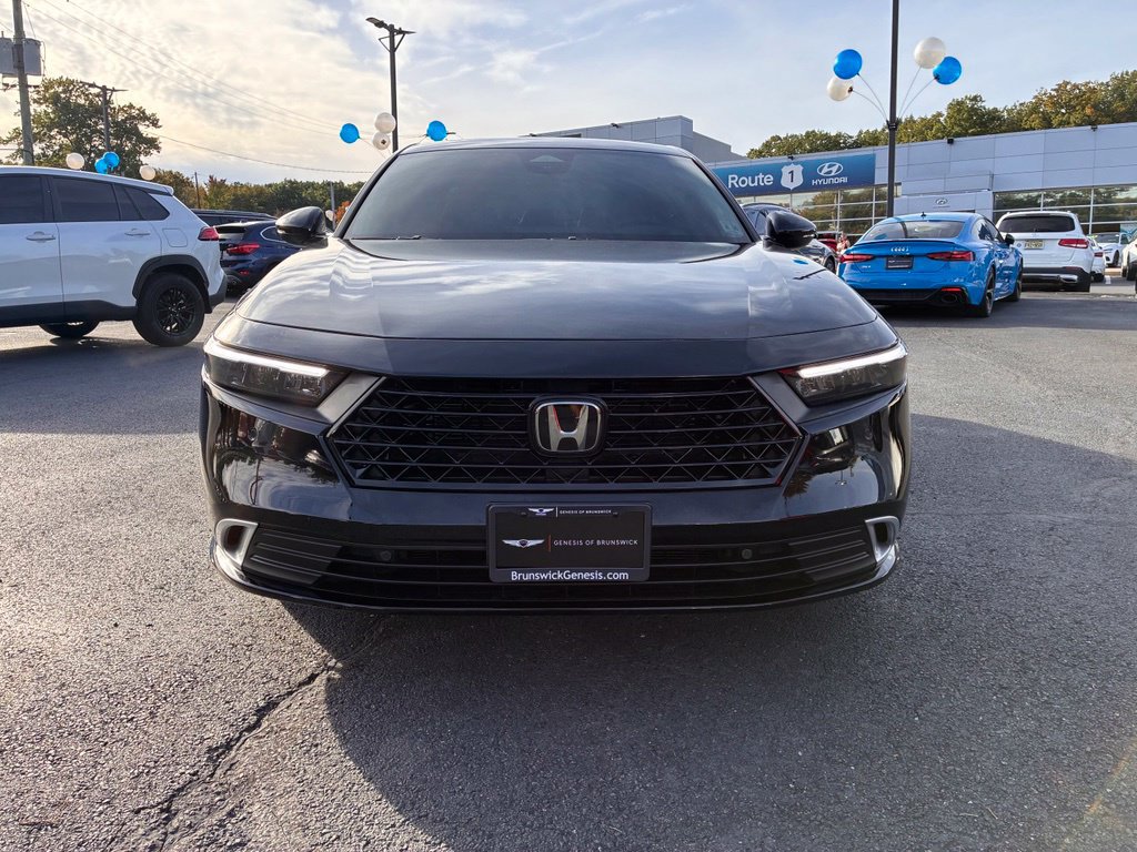 Used 2025 Honda Accord Touring image 2