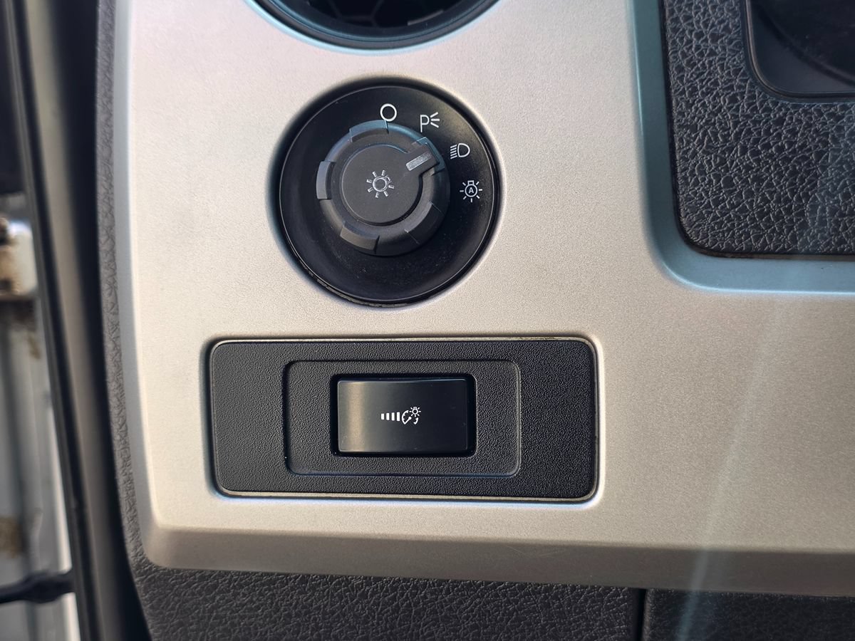 Used 2011 Ford F150 Raptor w/ Raptor Plus Pkg AWD/4WD image 45