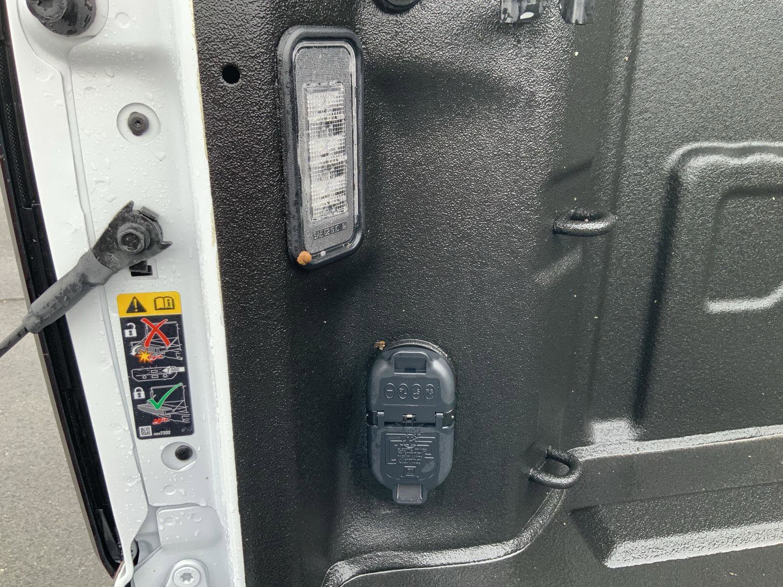 Used 2025 GMC Sierra 2500 Denali image 15