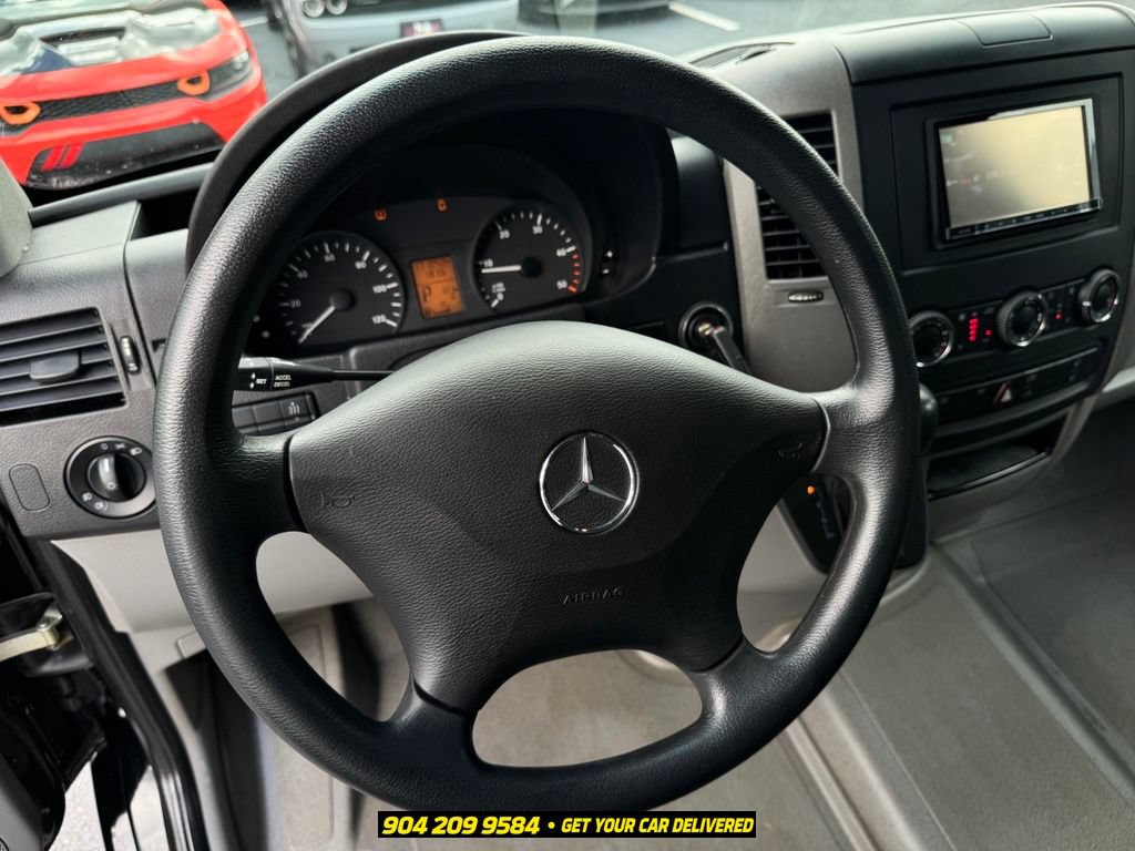 Used 2010 Mercedes-Benz Sprinter 2500 image 13