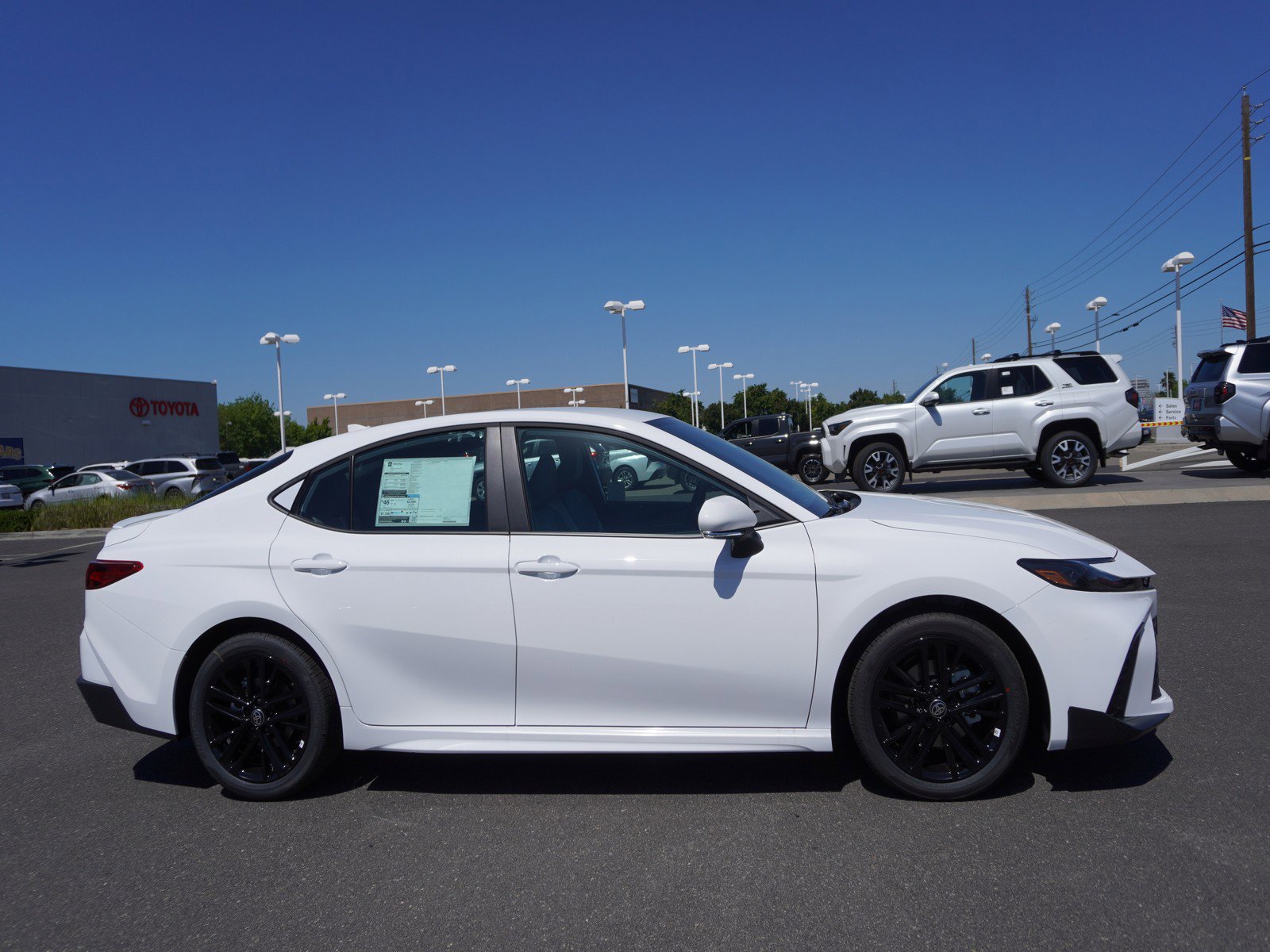 New 2026 Toyota Camry SE image 4