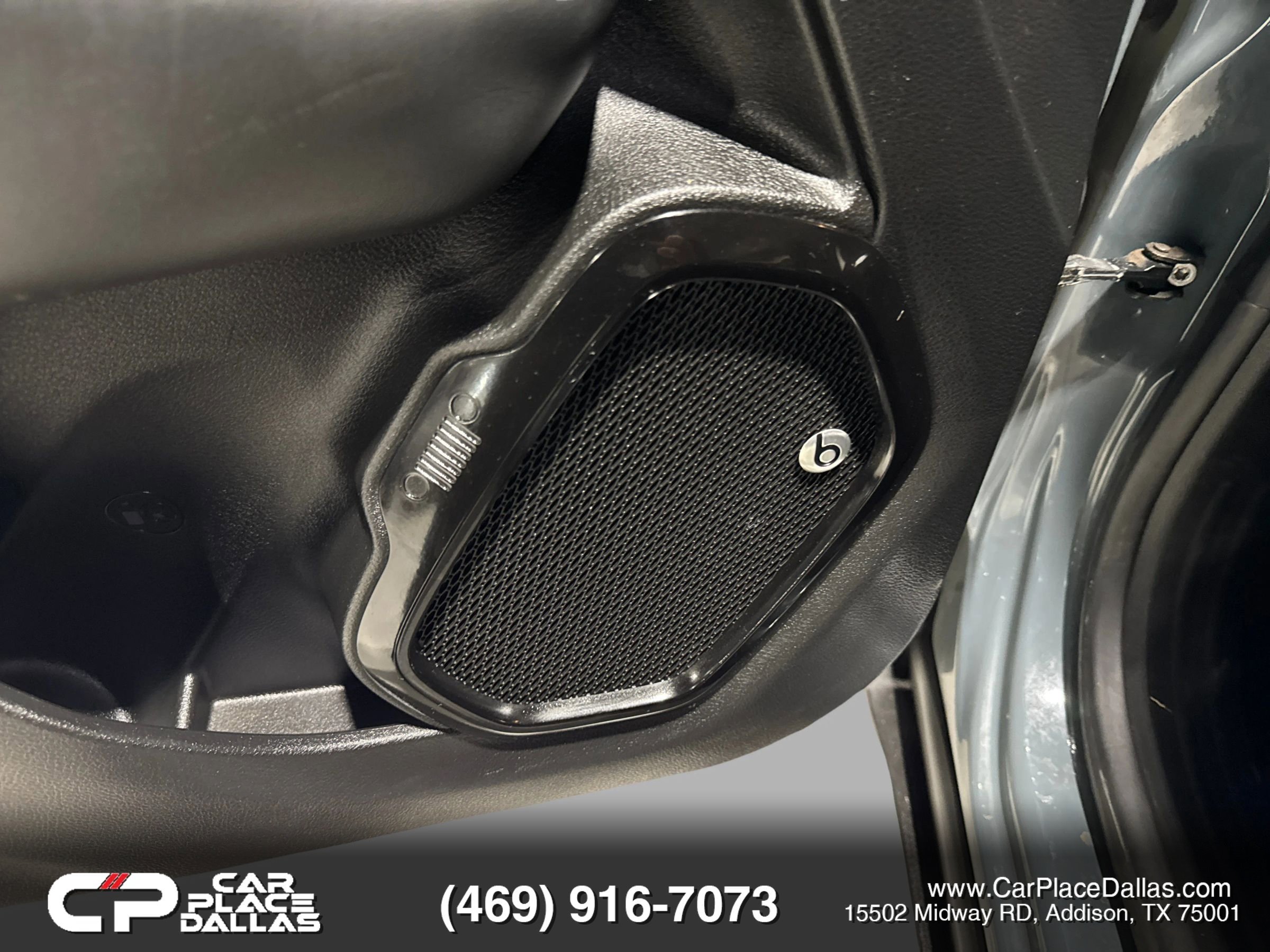 Used 2017 Jeep Renegade Altitude image 13