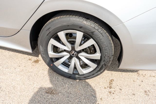 Used 2024 Honda Civic LX image 11
