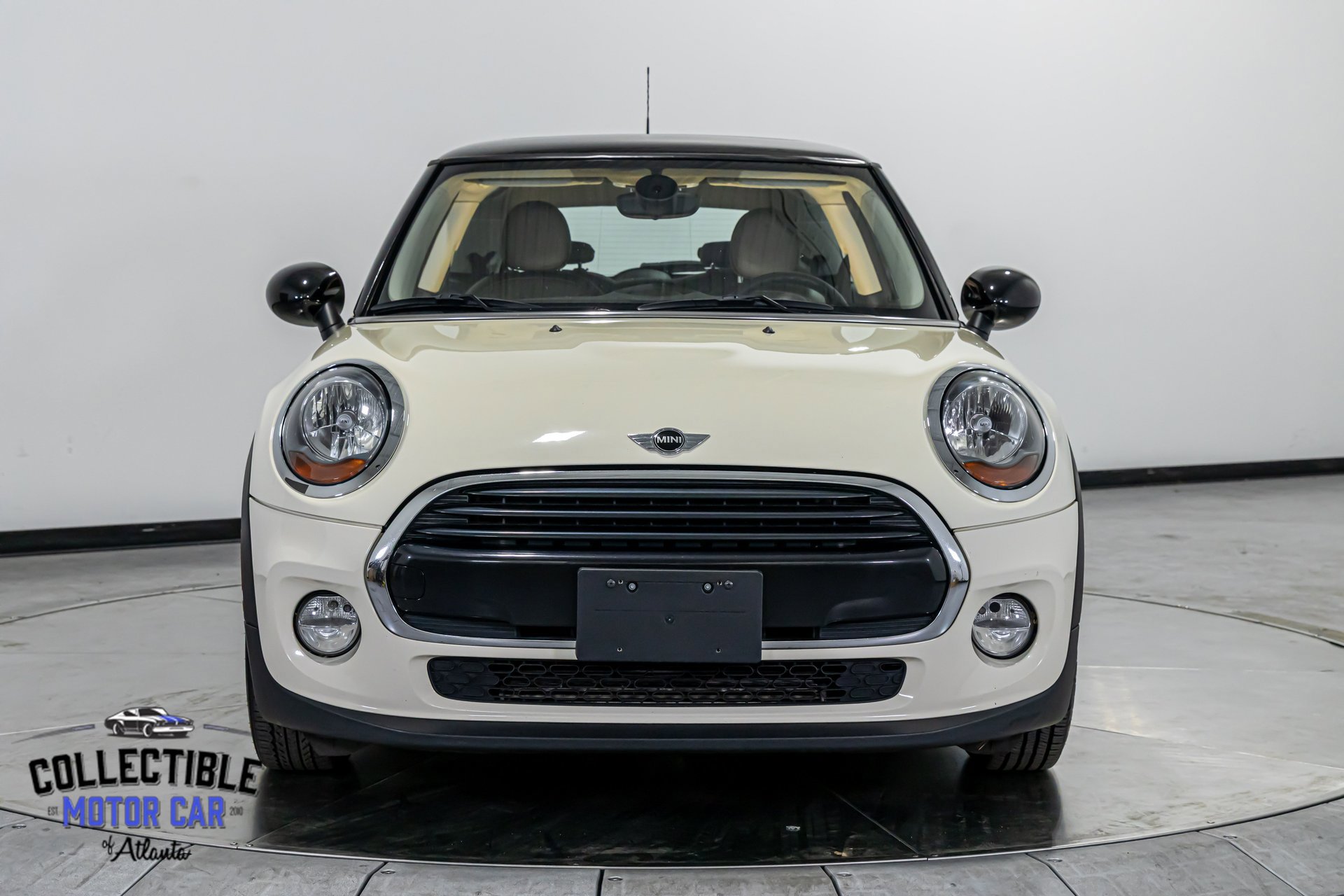 Used 2018 MINI Cooper 2-Door Hardtop image 25