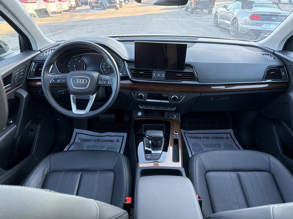 Used 2024 Audi Q5 2.0T Premium image 41