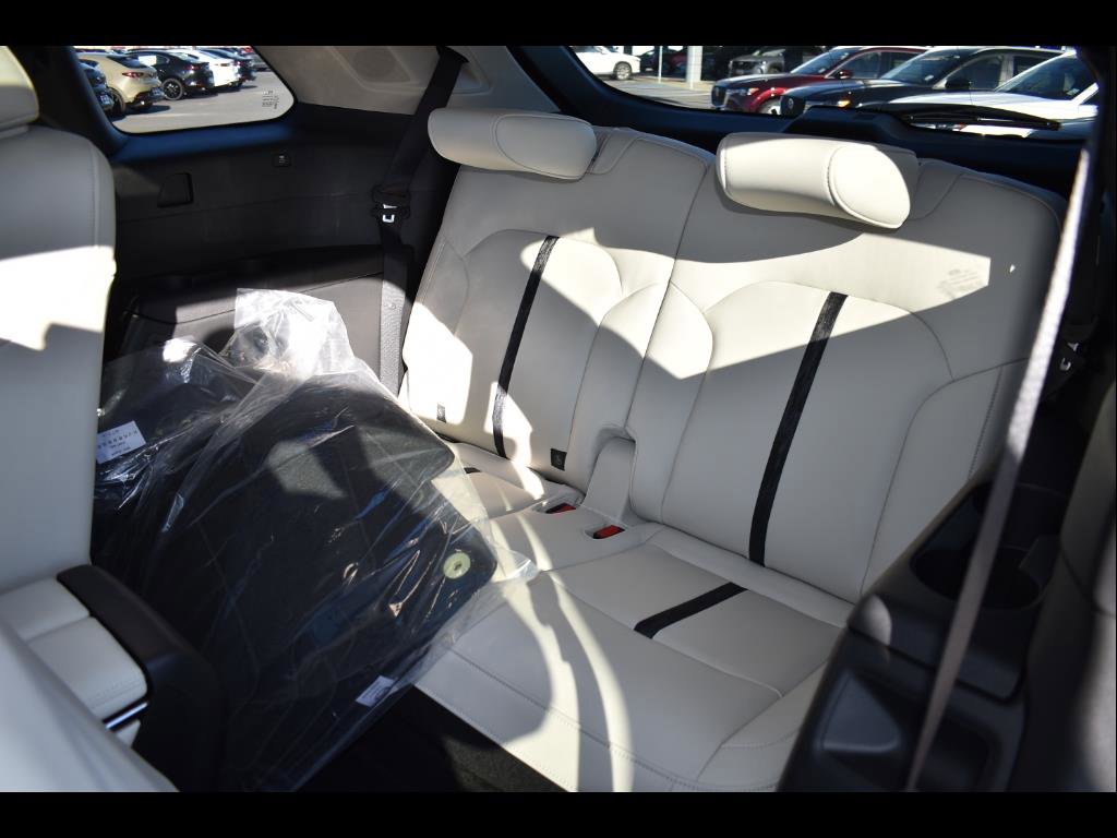 New 2025 MAZDA CX-90 3.3 Turbo S w/ Premium Plus image 19