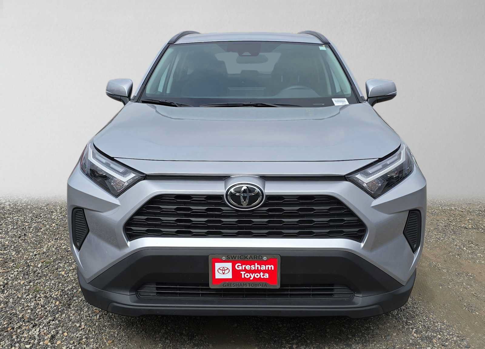 Used 2025 Toyota RAV4 XLE w/ Weather Package AWD/4WD image 8