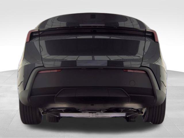 Used 2026 Tesla Model Y AWD image 7