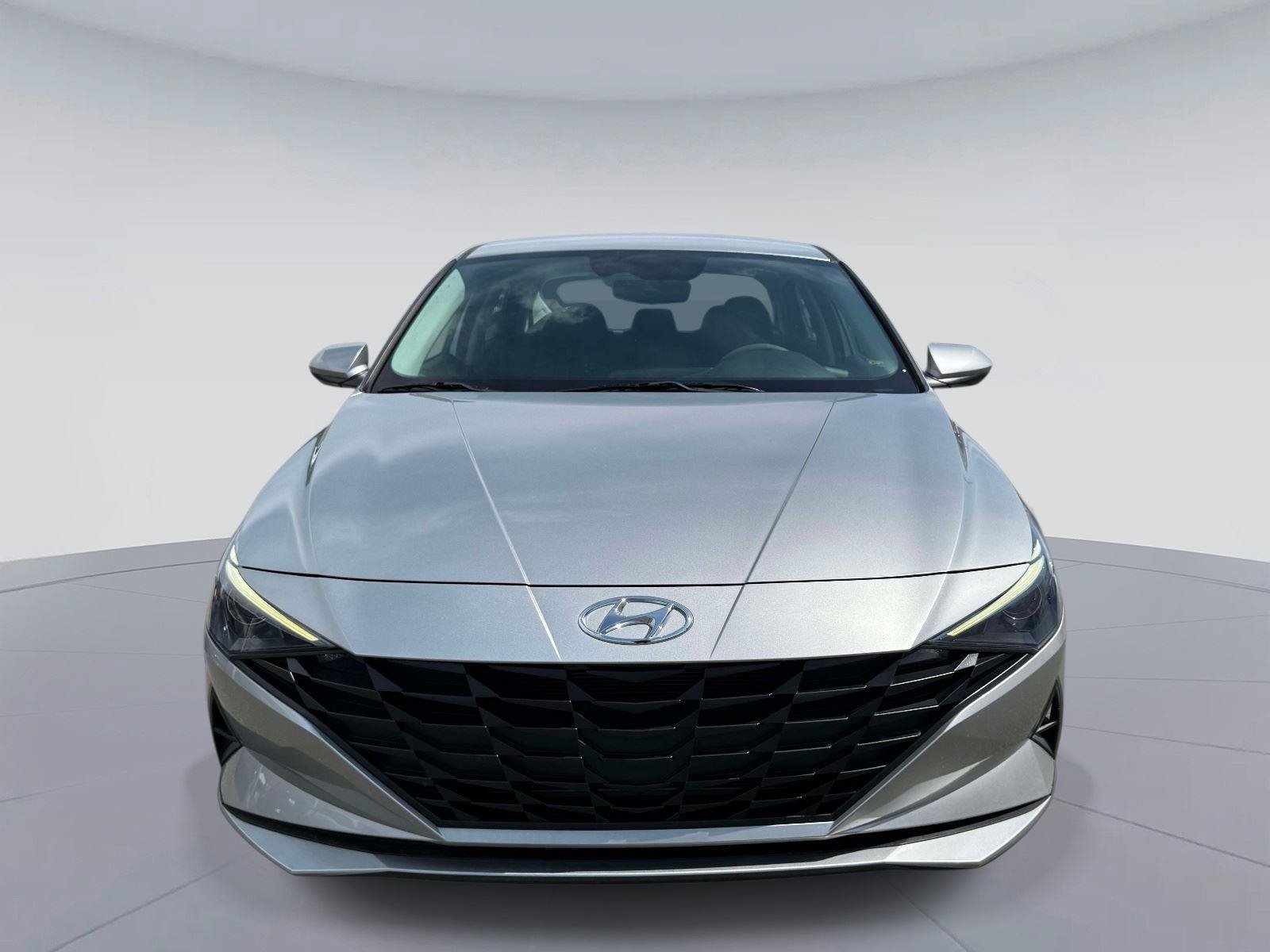 Used 2021 Hyundai Elantra SEL FWD image 9