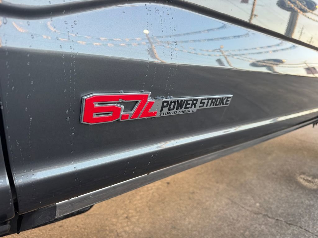 Used 2024 Ford F350 Platinum w/ FX4 Off-Road Package image 28