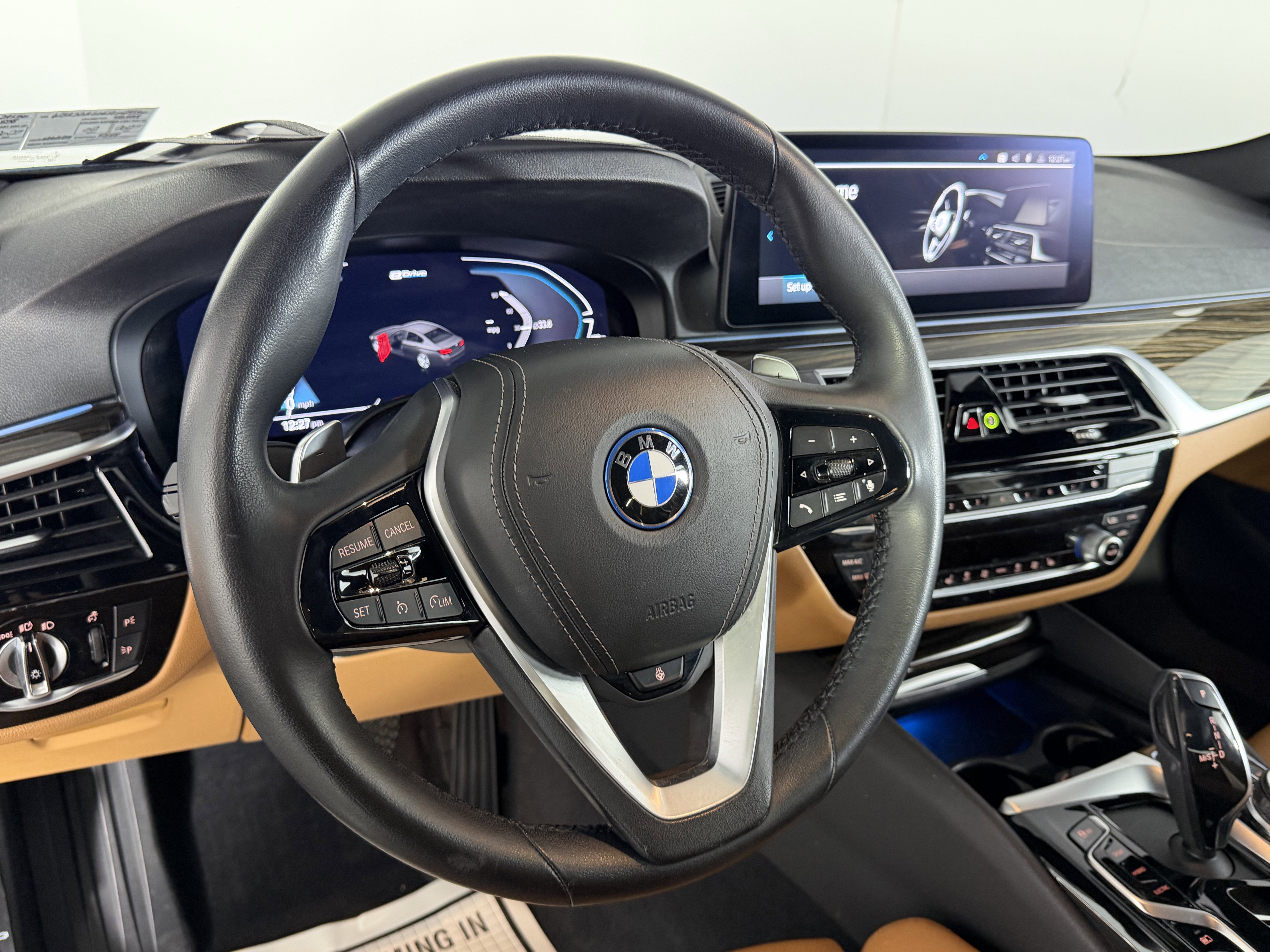 Certified 2023 BMW 530e xDrive w/ Premium Package AWD/4WD image 14