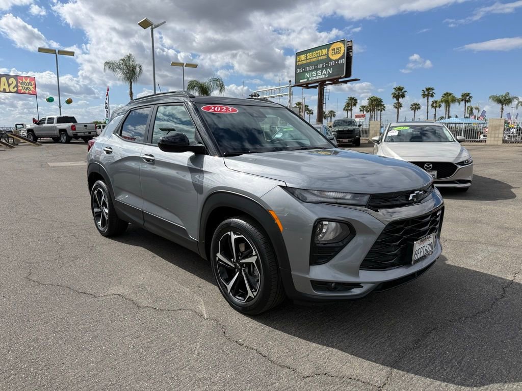 Used 2023 Chevrolet TrailBlazer RS w/ Convenience Package image 1