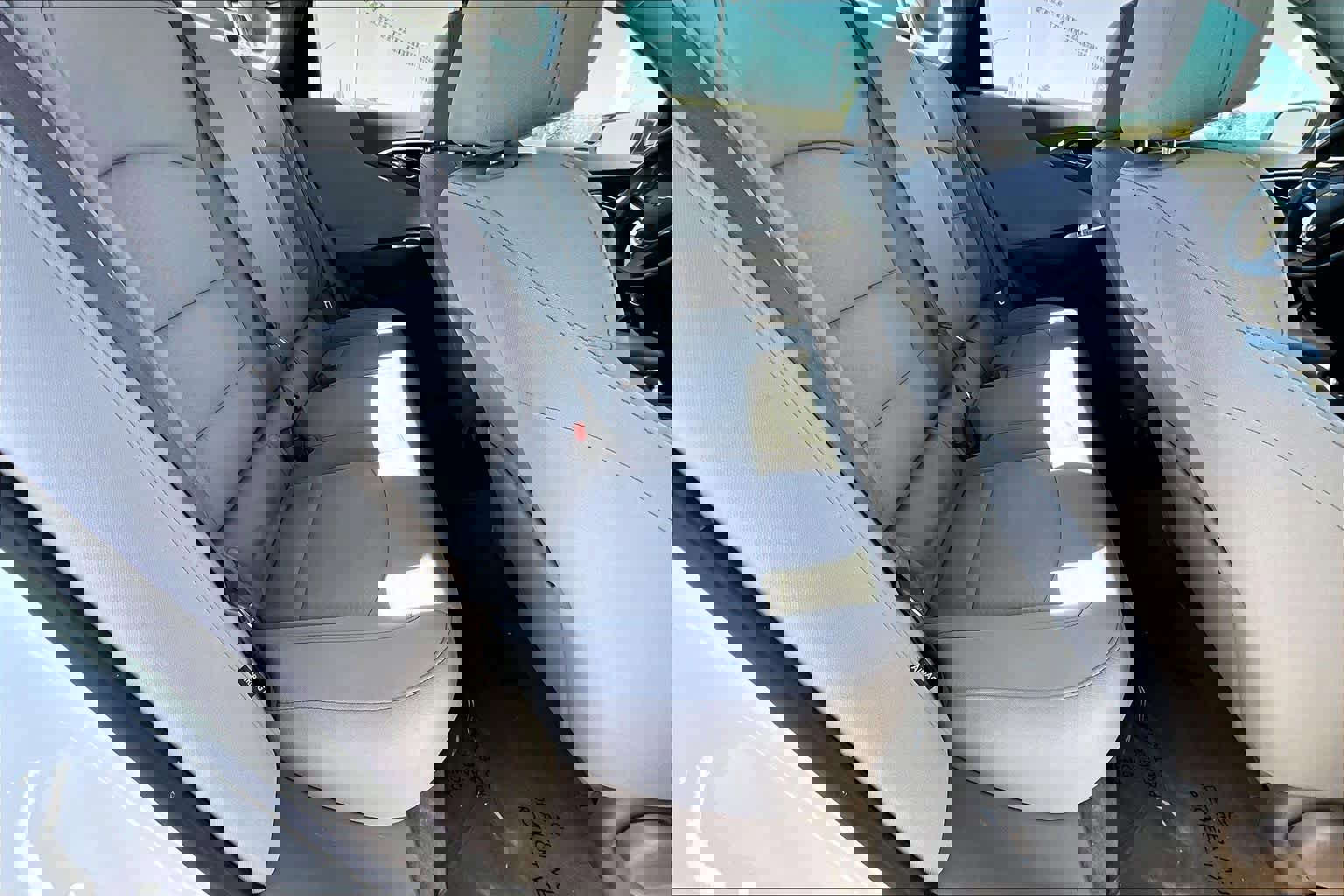 Used 2023 Chevrolet Malibu LS image 19