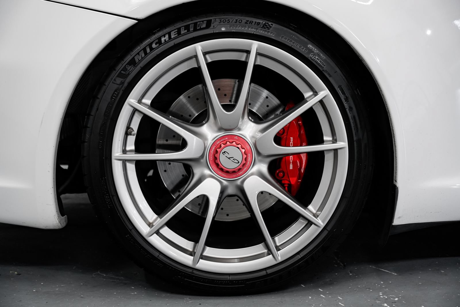 Used 2010 Porsche 911 GT3 RWD image 47