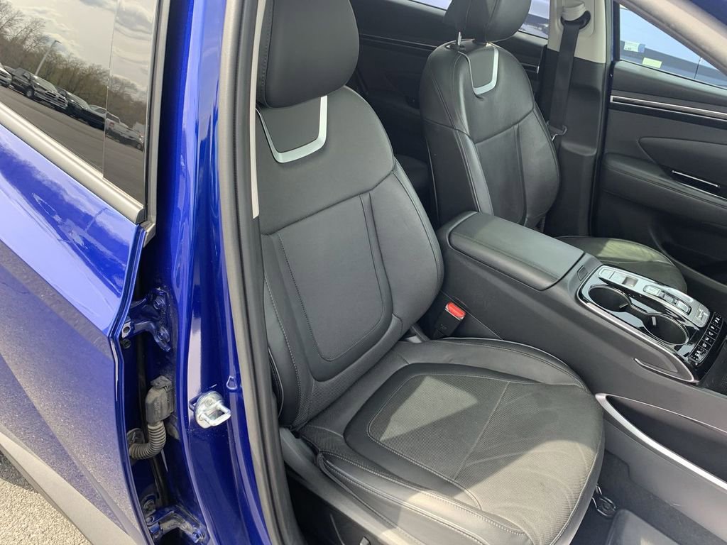 Used 2023 Hyundai Tucson Limited image 25