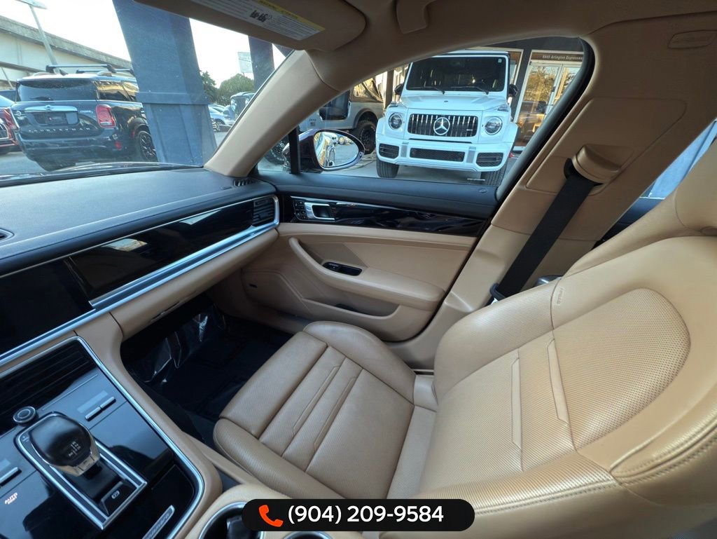Used 2020 Porsche Panamera 4 image 28