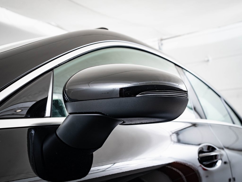 Certified 2025 Mercedes-Benz CLA 250 4MATIC image 17