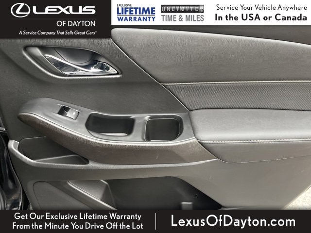 Used 2023 Chevrolet Traverse Premier image 35